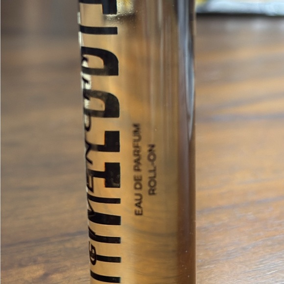 Givenchy Roll On Pen L’INTERDIT - Picture 2 of 2